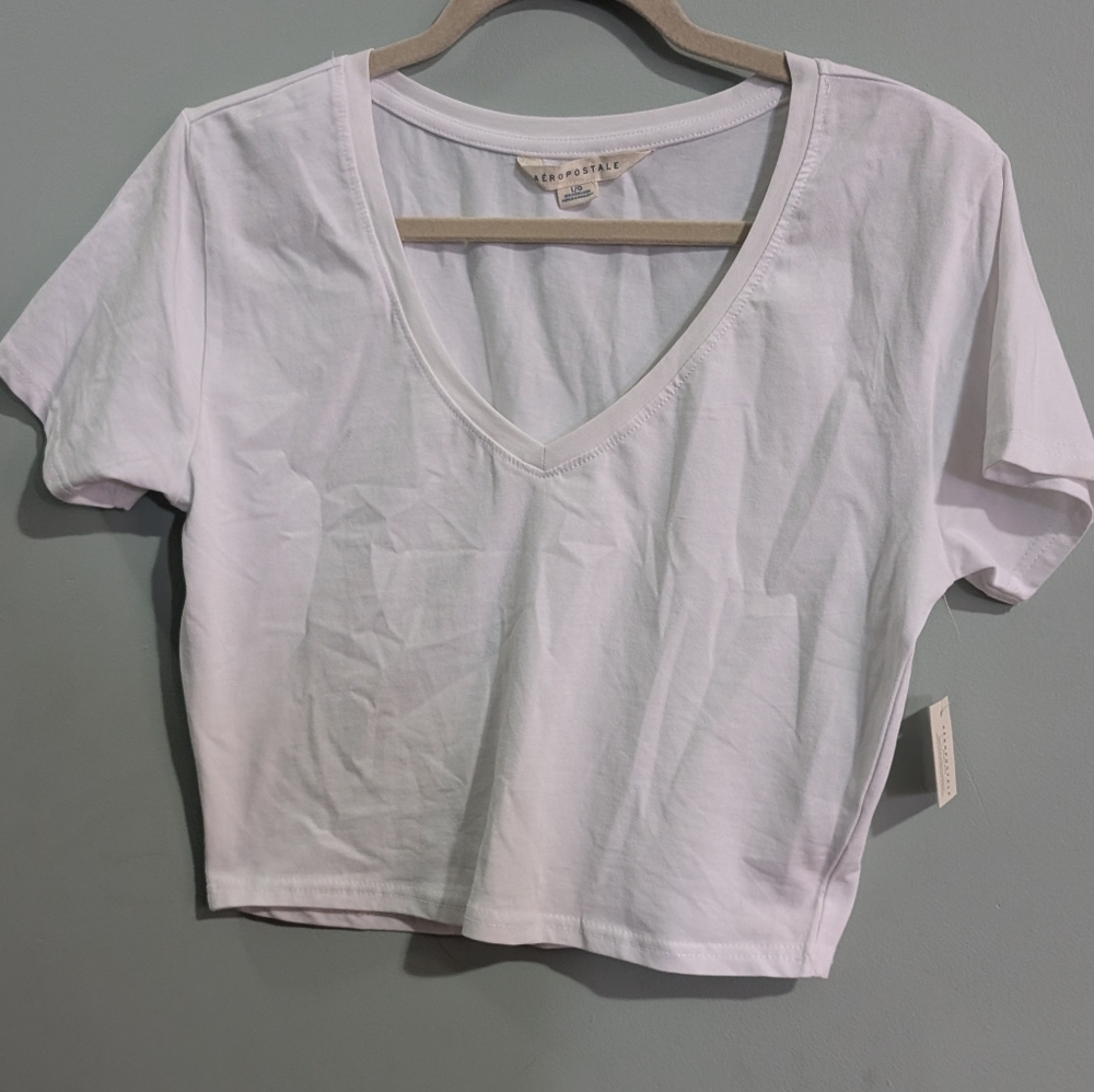 NEW Aeropostale Classic V-Neck Crop Top *E18